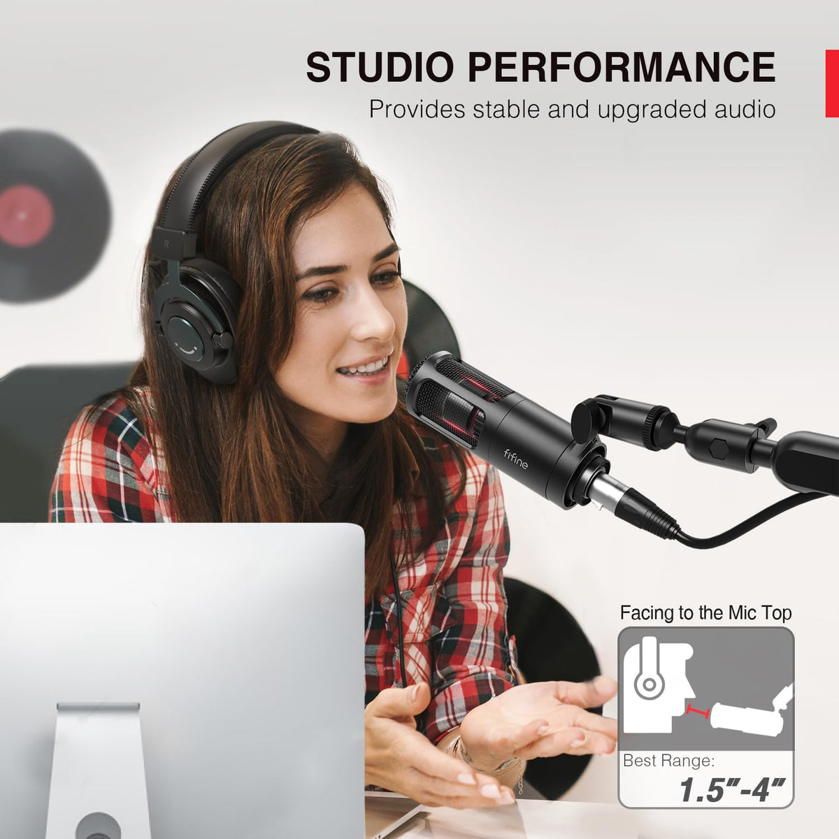 XLR Dynamic Microphone I135240